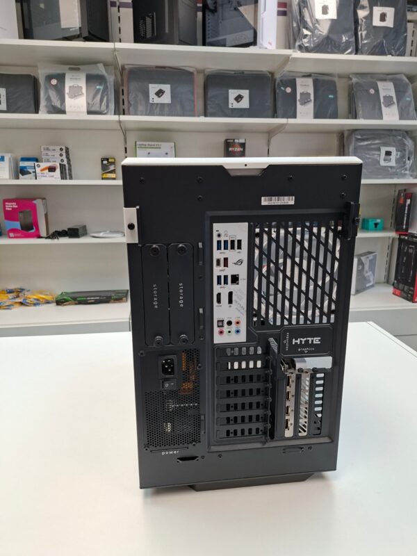techmann-gaming-y60-panda-vienna