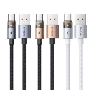 Transparente USB-A-zu-USB-C-Ladekabel mit Eisblauem Licht und 6A Stromstärke – Mcdodo CA-689
